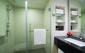 Holiday Inn Bangkok Silom By Ihg